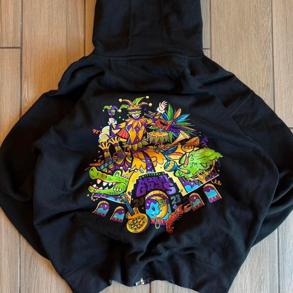 2023 Universal Studios Mardi Gras New Orleans Graphic Zip Up Hoodie - Size L